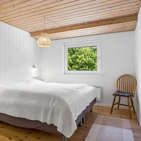 Brunetta - 350m From The Sea By Interhome Nyaraló