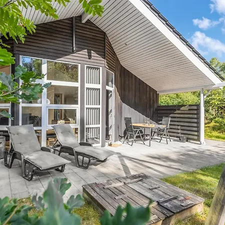 Brunetta - 350m From The Sea By Interhome Hadsund