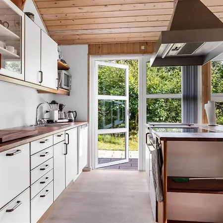 Semesterbostad Brunetta - 350m From The Sea By Interhome *