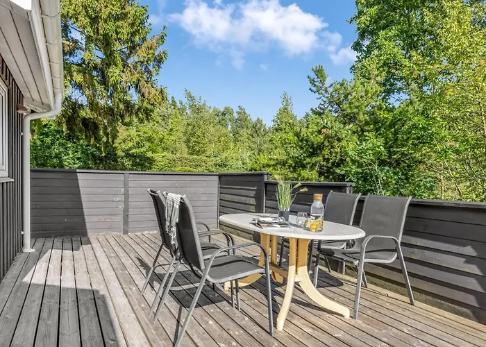 Brunetta - 350m From The Sea By Interhome